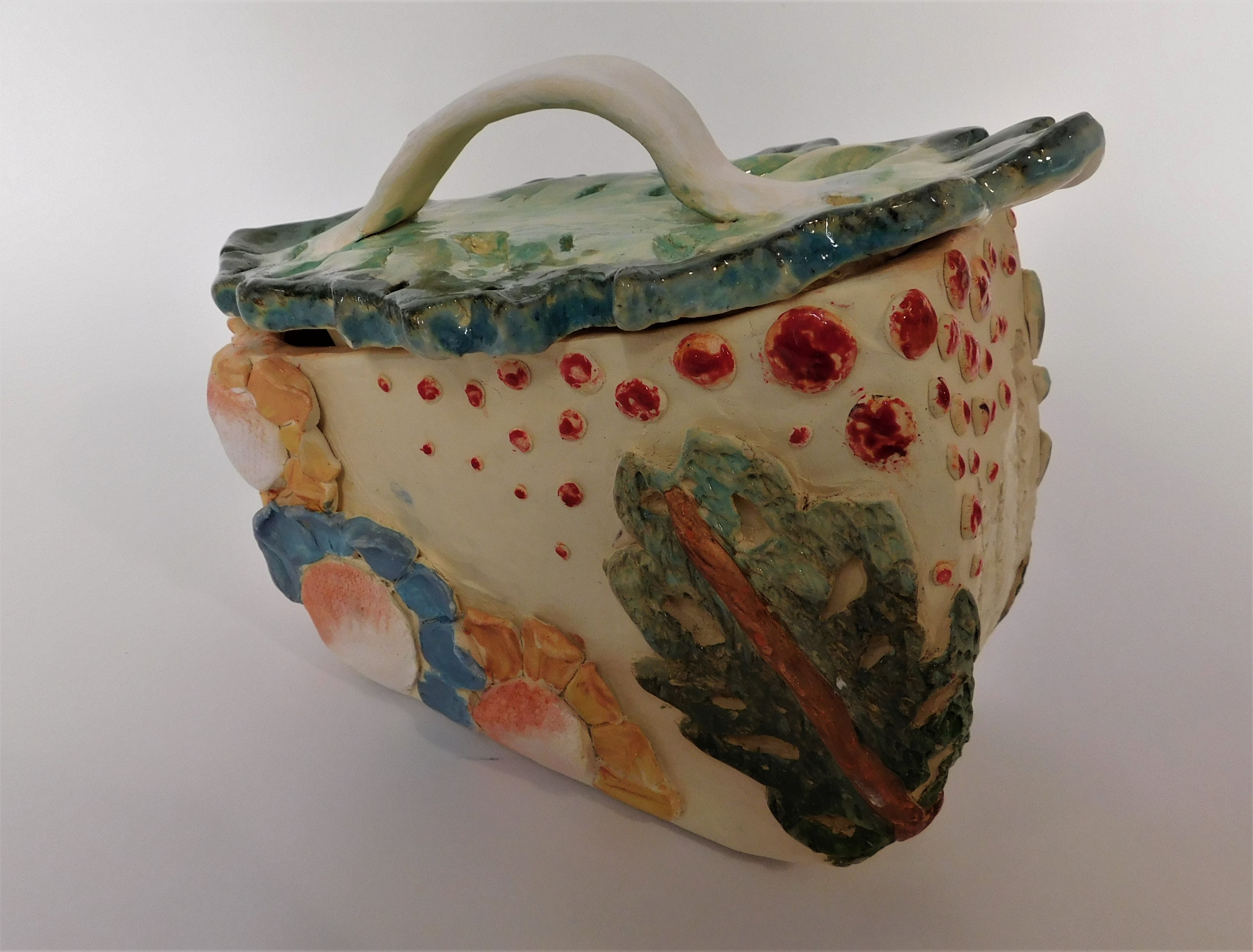 /uploaded_files/media/gallery/1592548440by Jorja Ward Year 10 Clay.JPG